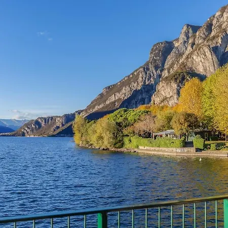 Lakeside Hideaway - Lakefront & Hébergement de vacances