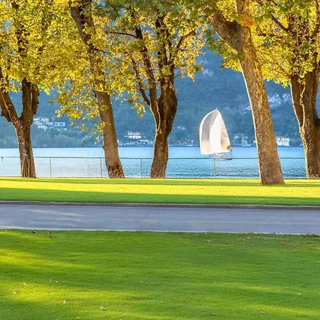 Lakeside Hideaway - Lakefront & Prázdninový dům Lecco