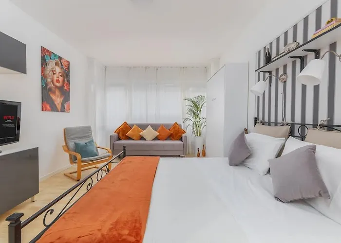 Lakeside Hideaway - Lakefront & Prázdninový dům Lecco