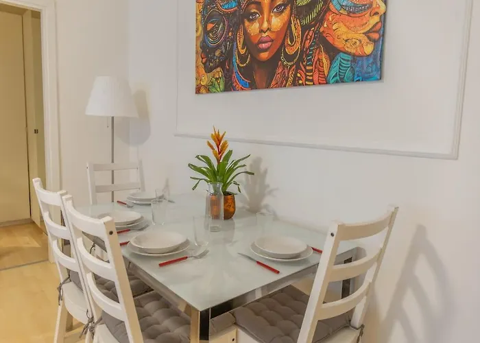 Lakeside Hideaway - Lakefront &