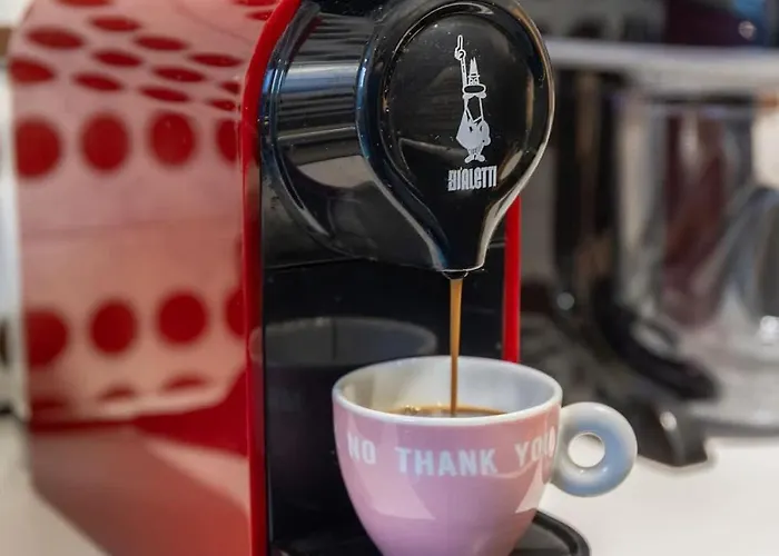 Lakeside Hideaway - Lakefront & Prázdninový dům *