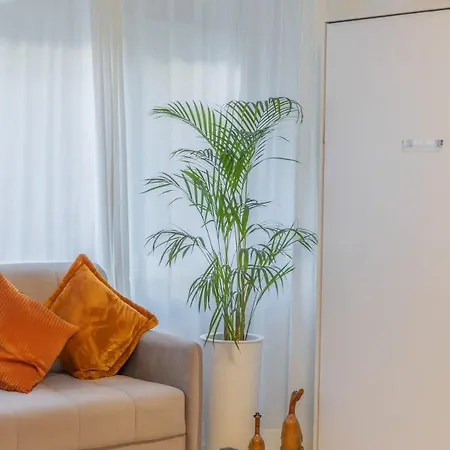 Lakeside Hideaway - Lakefront & Holiday home Lecco